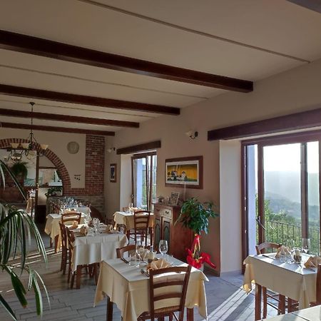 Ristorante Albergo 'L Bunet Cortemilia Kültér fotó