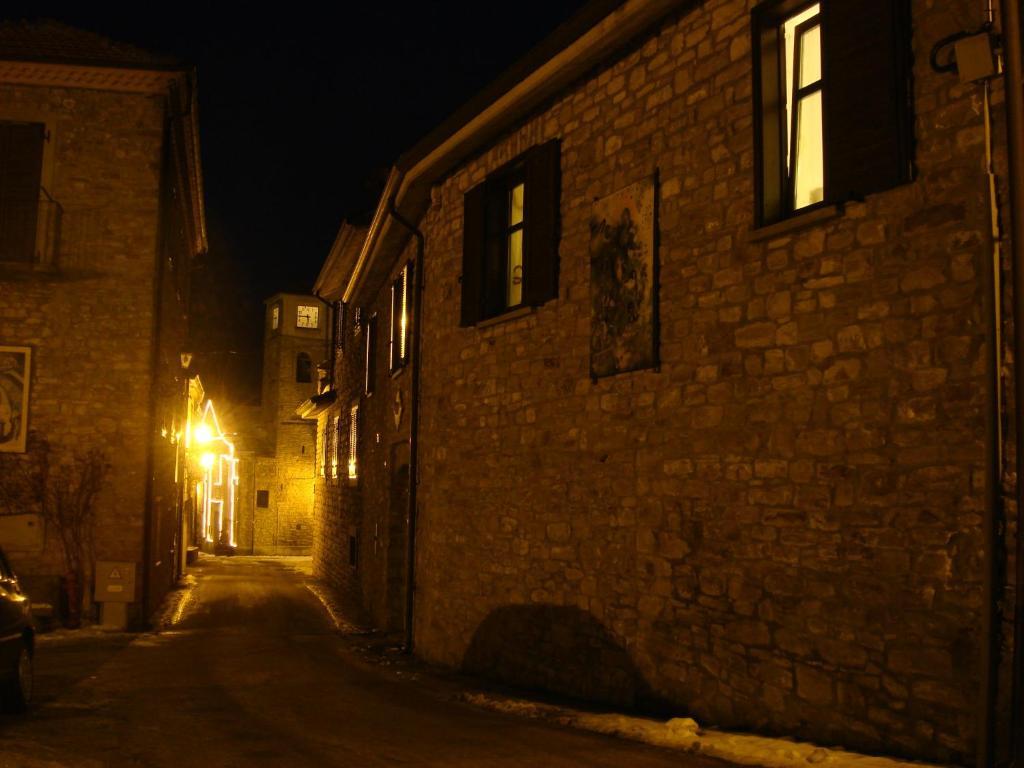 Ristorante Albergo 'L Bunet Cortemilia Kültér fotó